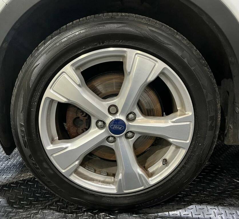 Ford Kuga 2.0Tdci 150Ps Titanium White #5