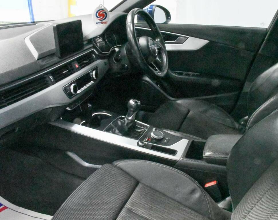 Audi A4 Avant Avant 2.0 Tdi S Line Blue #4