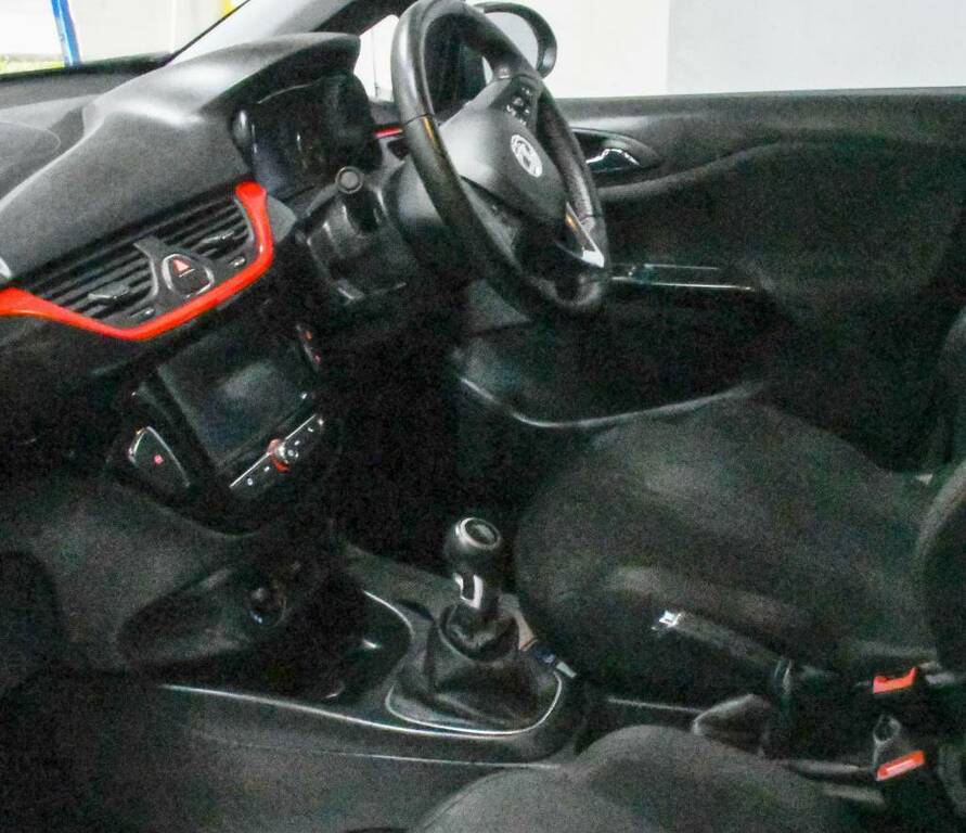 Vauxhall Corsa Hatchback 1.4 Sri Nav Black #4