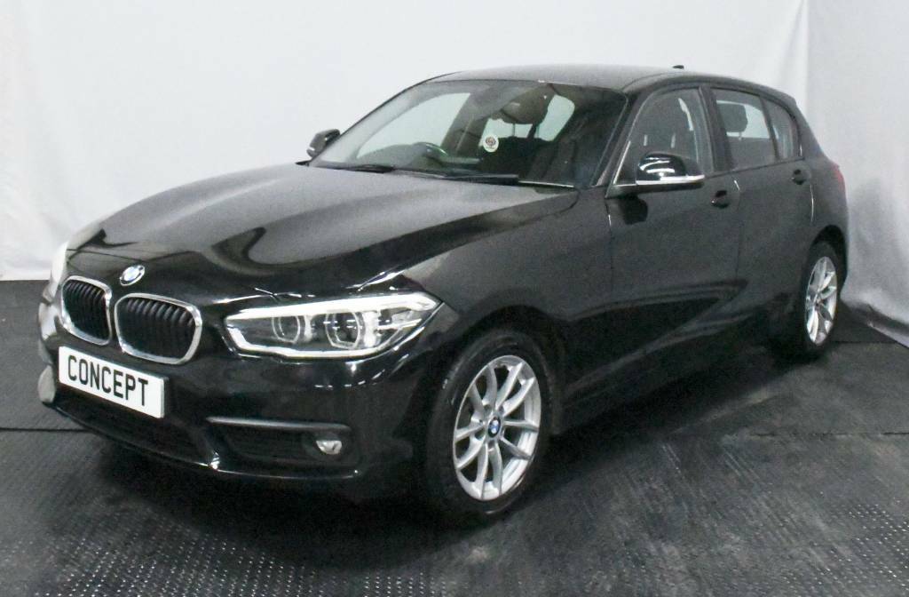 BMW 1 Series Hatchback 116D Se Business Black