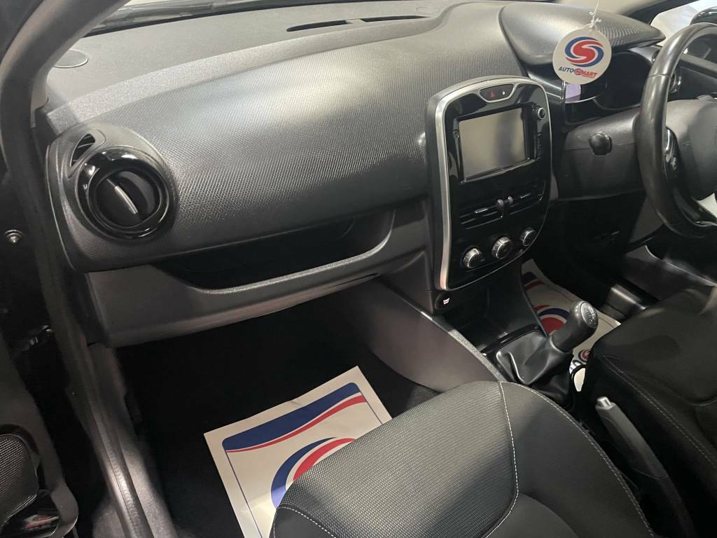 Renault Clio Hatchback 1.2 16V Dynamique Nav Black #4