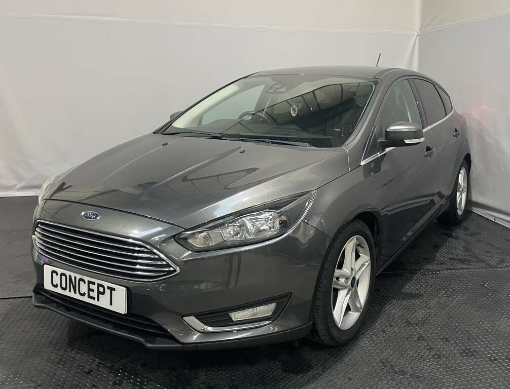 Ford Focus Hatchback 1.5 Tdci 120 Titanium Grey #2