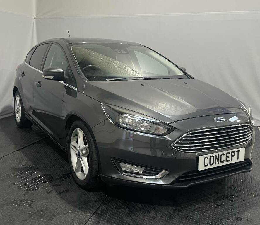 Ford Focus Hatchback 1.5 Tdci 120 Titanium Grey