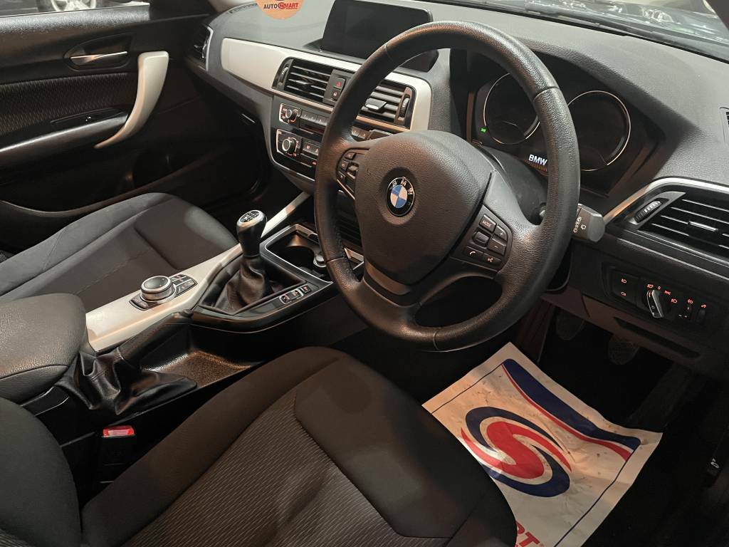 BMW 1 Series Hatchback 116D Se Business Grey #3