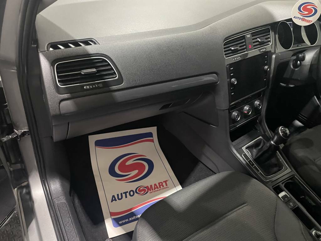 Volkswagen Golf Hatchback 1.0 Tsi 115 Se Nav Silver #5