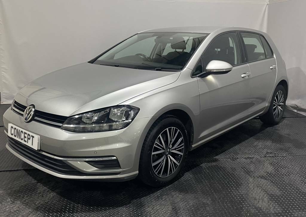 Volkswagen Golf Hatchback 1.0 Tsi 115 Se Nav Silver