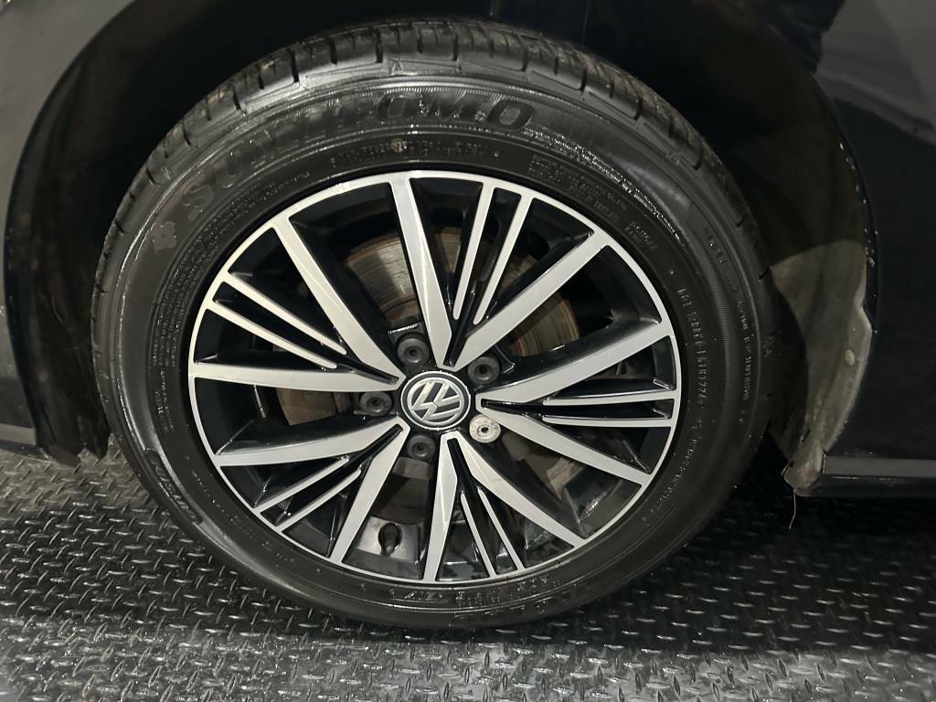 Volkswagen Golf Hatchback 2.0 Tdi Se Nav Black #5