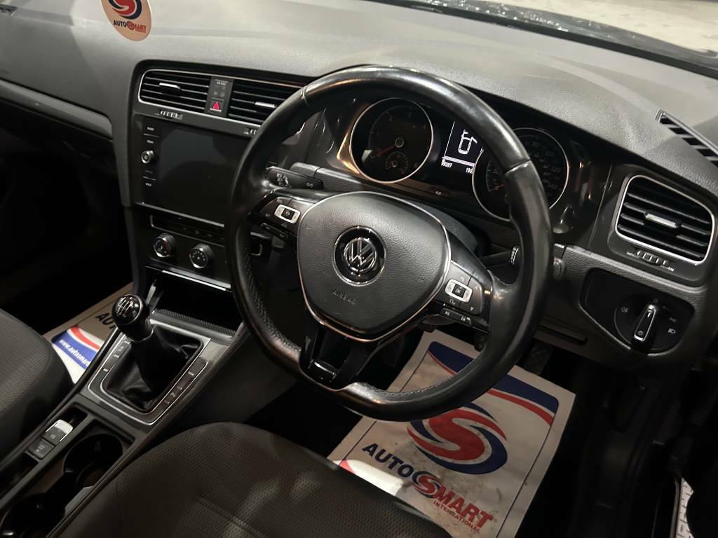 Volkswagen Golf Hatchback 2.0 Tdi Se Nav Black #3