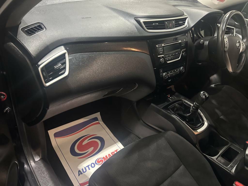 Nissan X-Trail Station Wagon 1.6 Dig-t Acenta Black #4