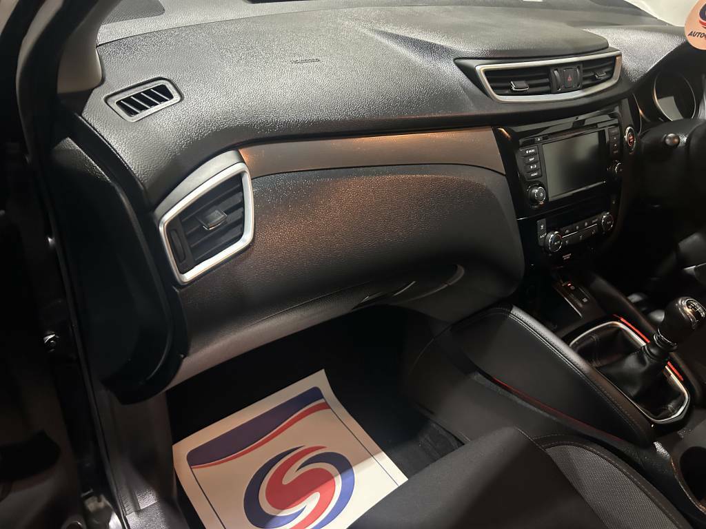 Nissan Qashqai Hatchback 1.7 Dci N-connecta Black #4