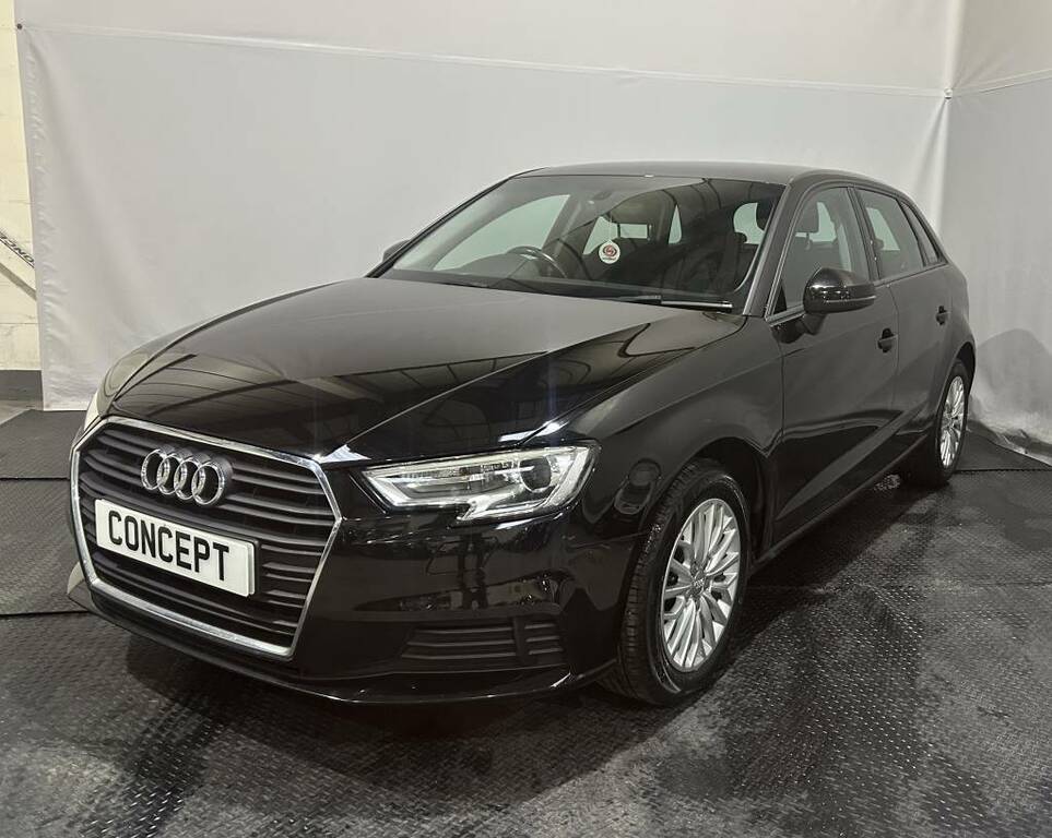 Audi A3 Sportback 1.6 Tdi Se Technik Black