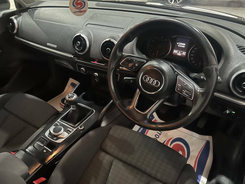 Audi A3 Hatchback 1.4 Tfsi Sport Black #3