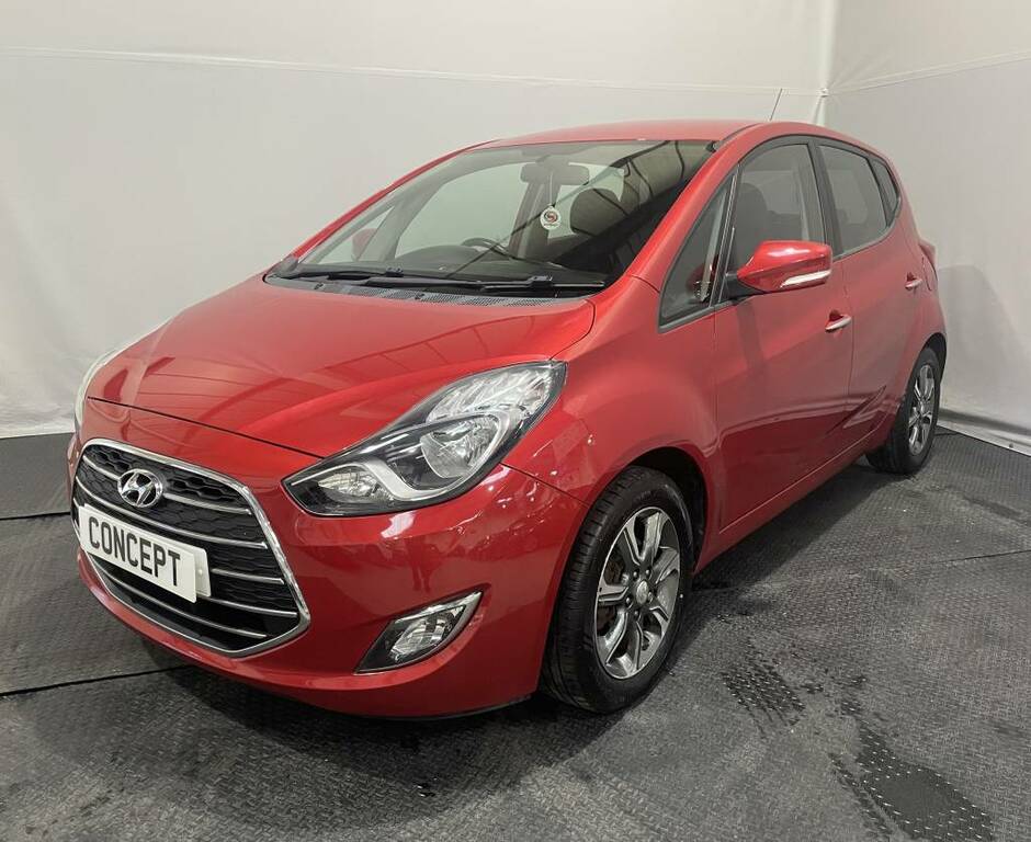 Hyundai Ix20 Hatchback 1.6 Se Red