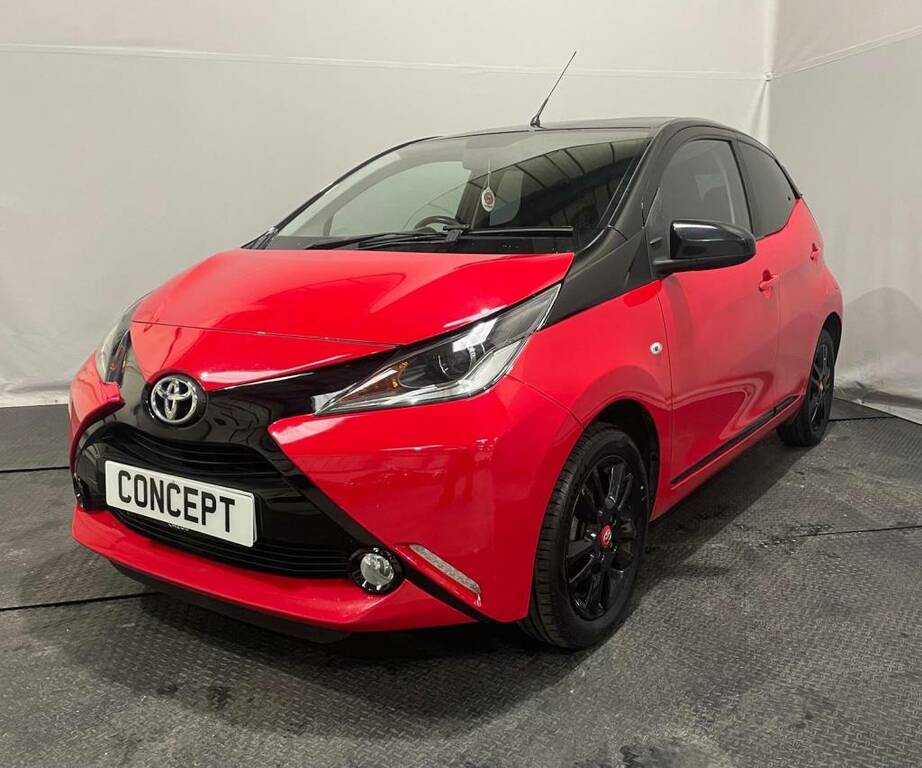 Toyota Aygo Hatchback Special Edi 1.0 Vvt-i X-cite 4 Red