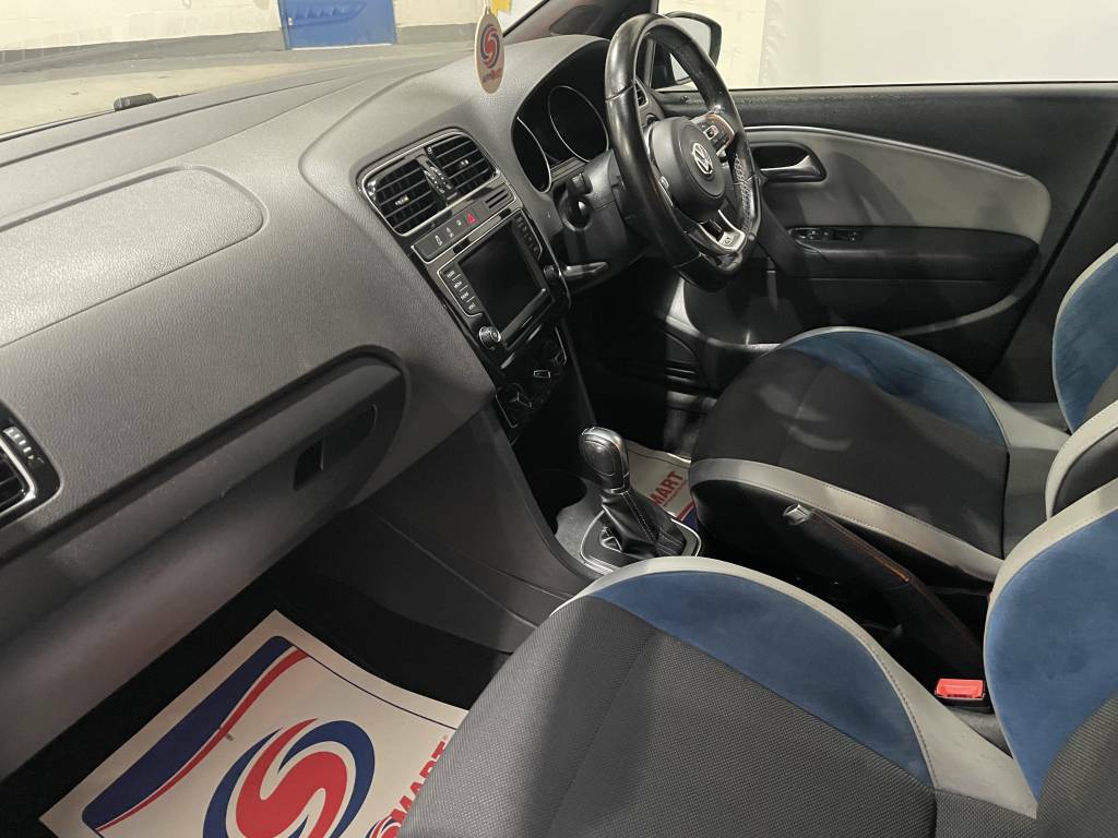 Volkswagen Polo Hatchback 1.4 Tsi Act Bluegt Blue #4