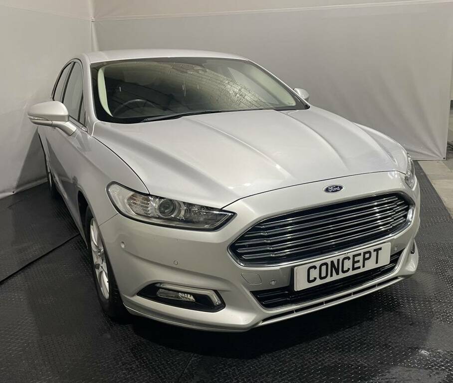 Ford Mondeo Hatchback 1.5 Tdci Econetic Titanium Silver #2