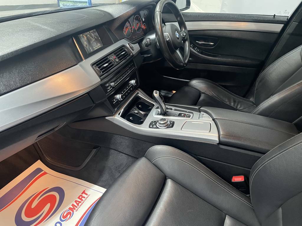 BMW 5 Series Saloon 520D 190 M Sport Grey #3