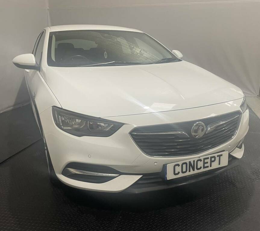 Vauxhall Insignia Grand Spor White #2