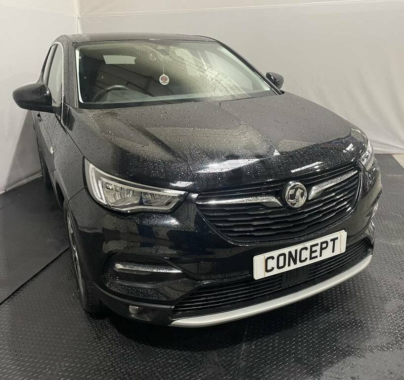 Vauxhall Grandland X Hatchback 1.2 Turbo Sport Nav Black #2