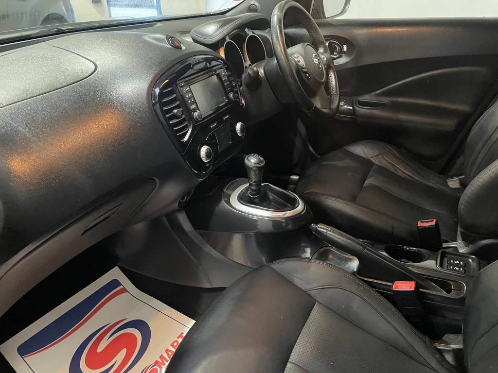 Nissan Juke Hatchback 1.5 Dci Tekna Black #3