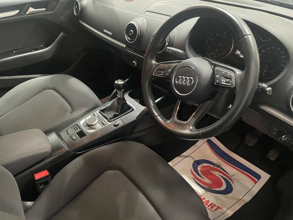 Audi A3 Sportback 2.0 Tdi Se Technik Blue #4