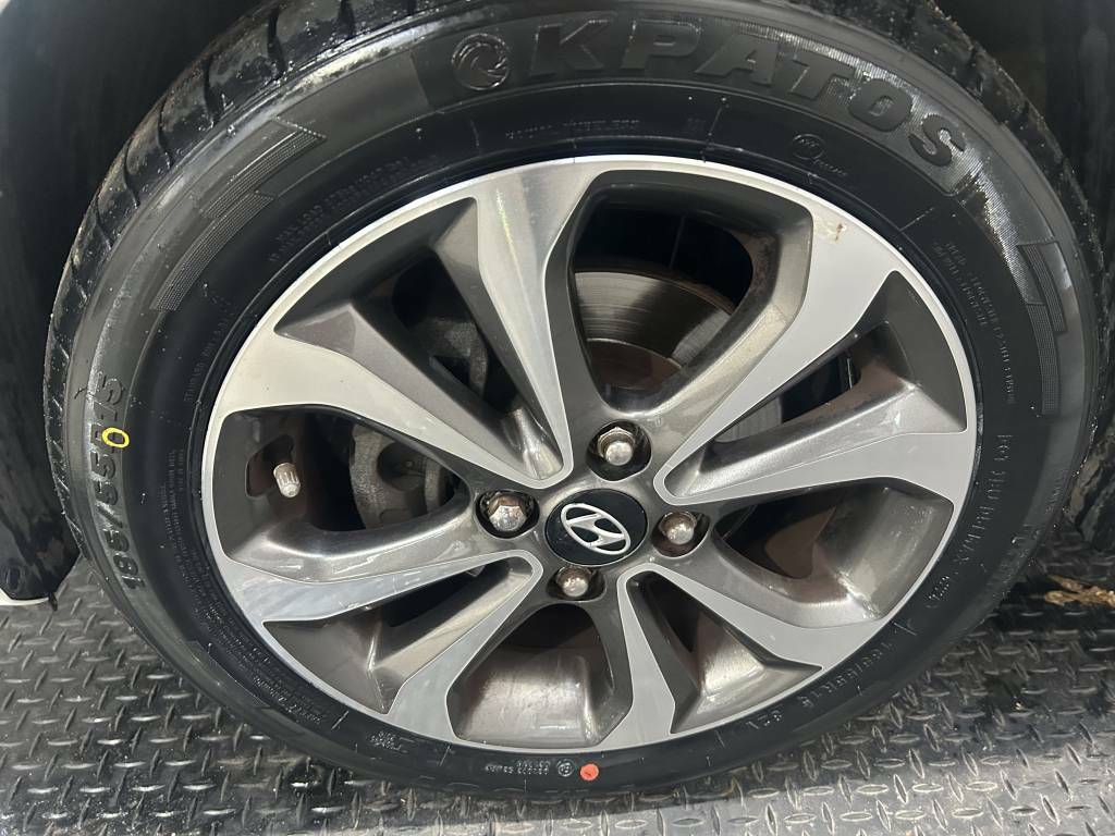 Hyundai I10 Hatchback 1.2 Premium Se White #5