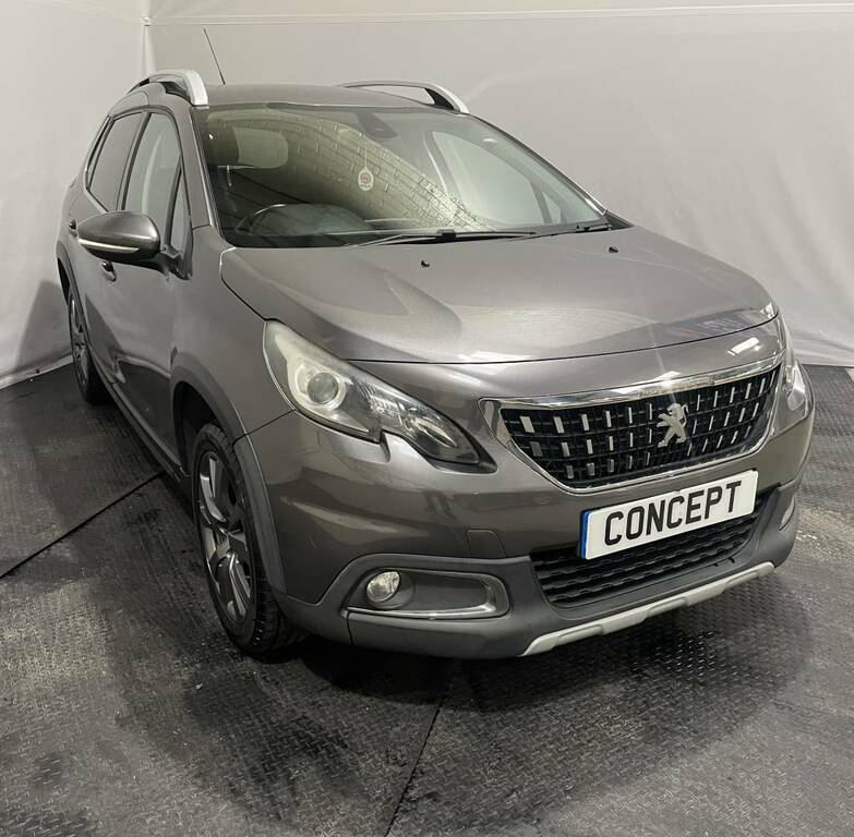 Peugeot 2008 Estate 1.6 Bluehdi 120 Allure Grey #2