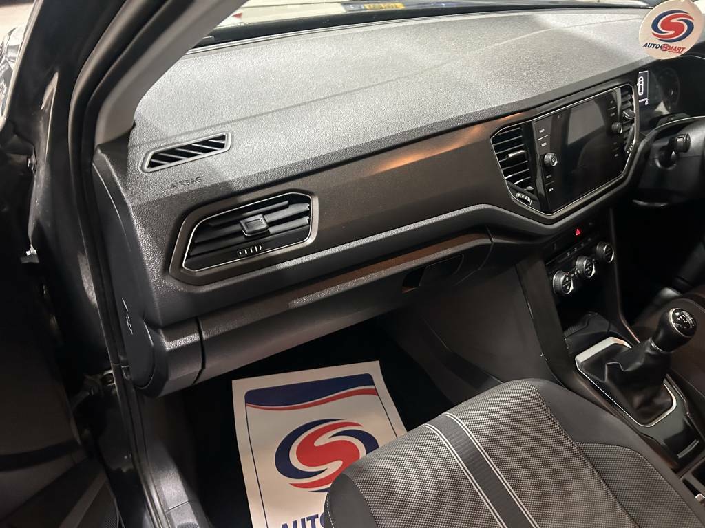 Volkswagen T-Roc Hatchback 1.6 Tdi Se  Grey #3
