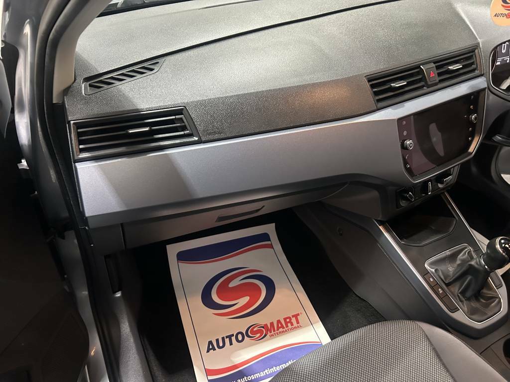 Seat Arona Hatchback 1.0 Tsi Se Technology Silver #3