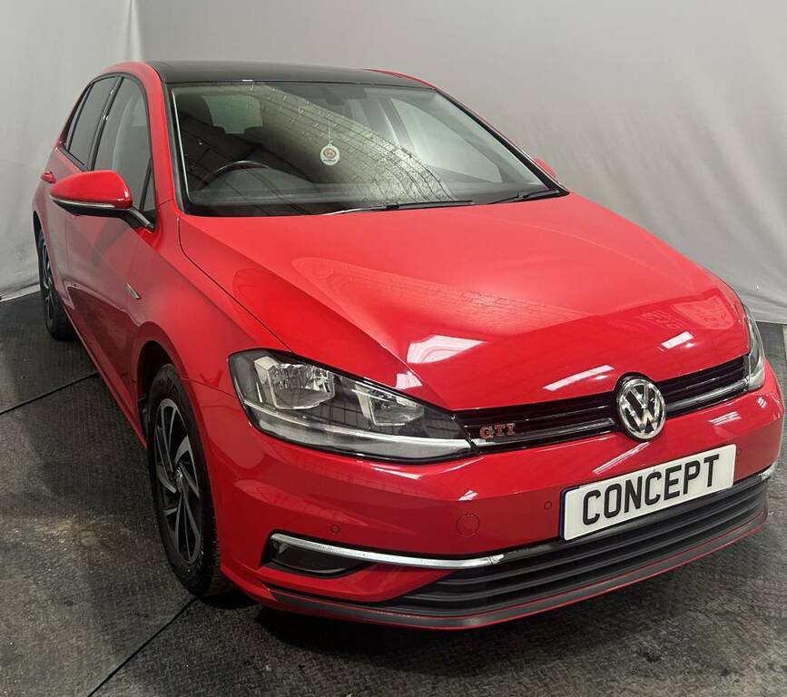 Volkswagen Golf Hatchback 1.0 Tsi 115 Match Red #2