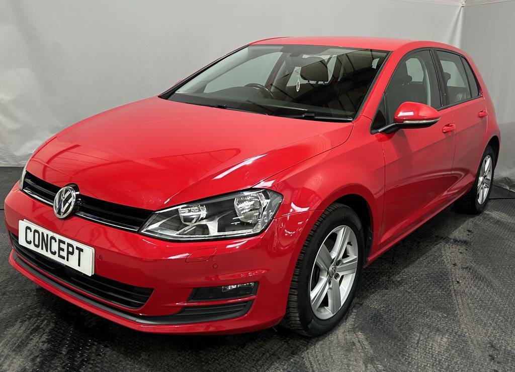 Volkswagen Golf Hatchback 1.6 Tdi 110 Match Edition Red