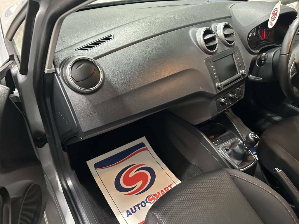 Seat Ibiza Hatchback 1.2 Tsi 110 Fr Technology Silver #4