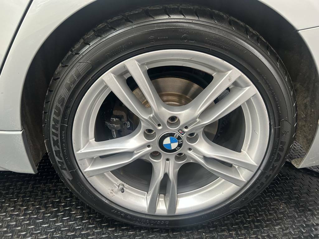 BMW 3 Series Saloon 320D M Sport Silver #5