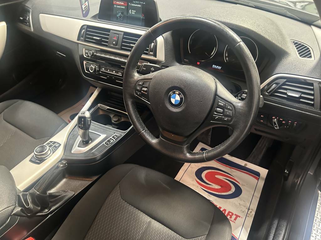 BMW 1 Series Hatchback 116D Se Business Grey #4