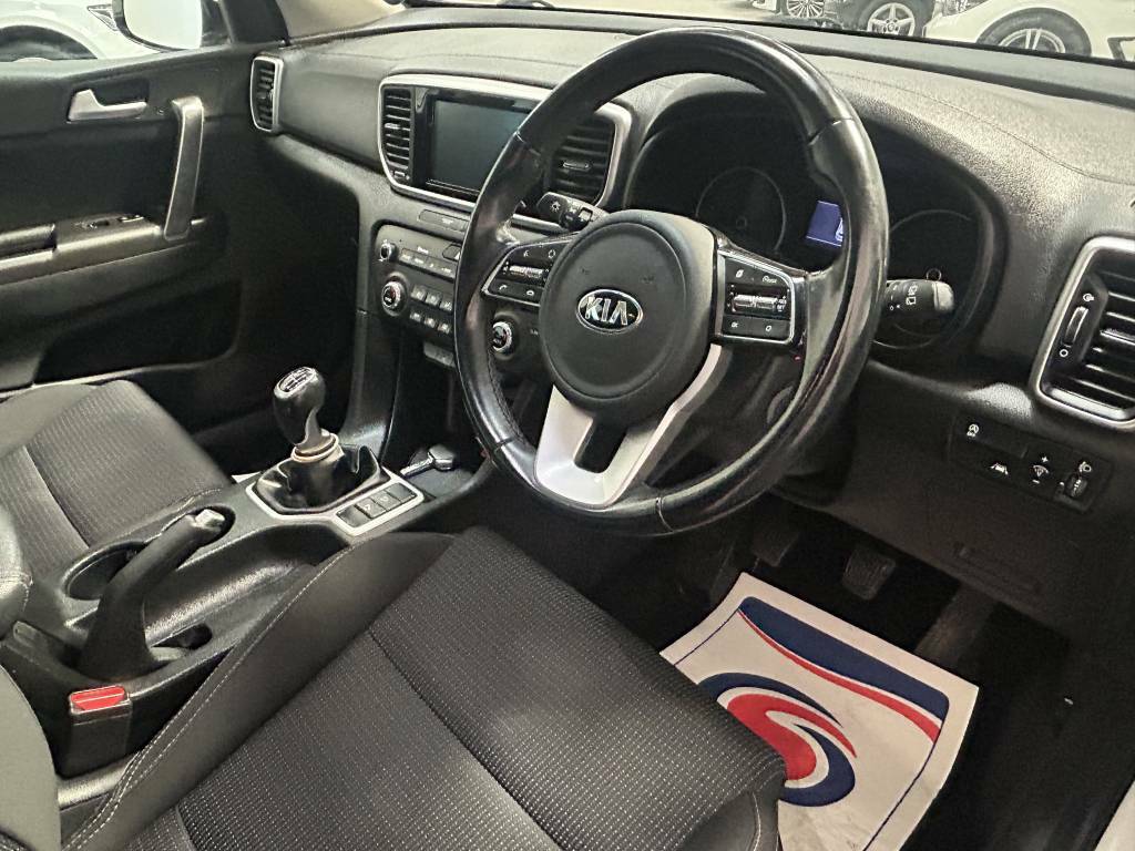 Kia Sportage Estate 1.6 Crdi Isg 2 White #4