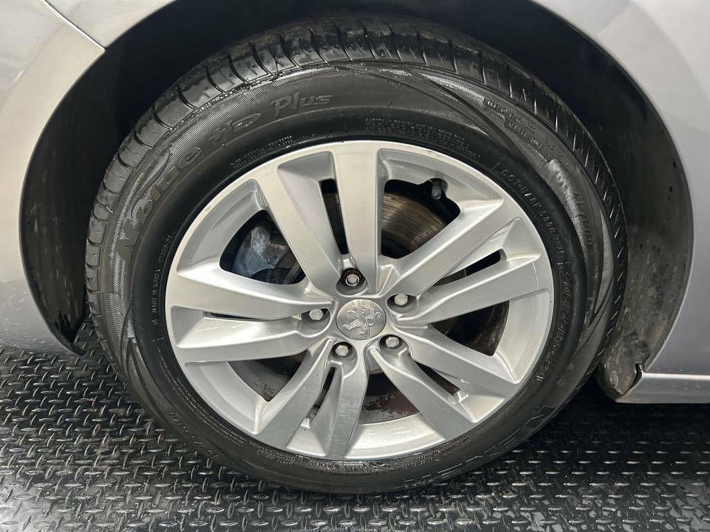 Peugeot 308 SW Sw Estate 1.6 Bluehdi 120 Active Grey #5