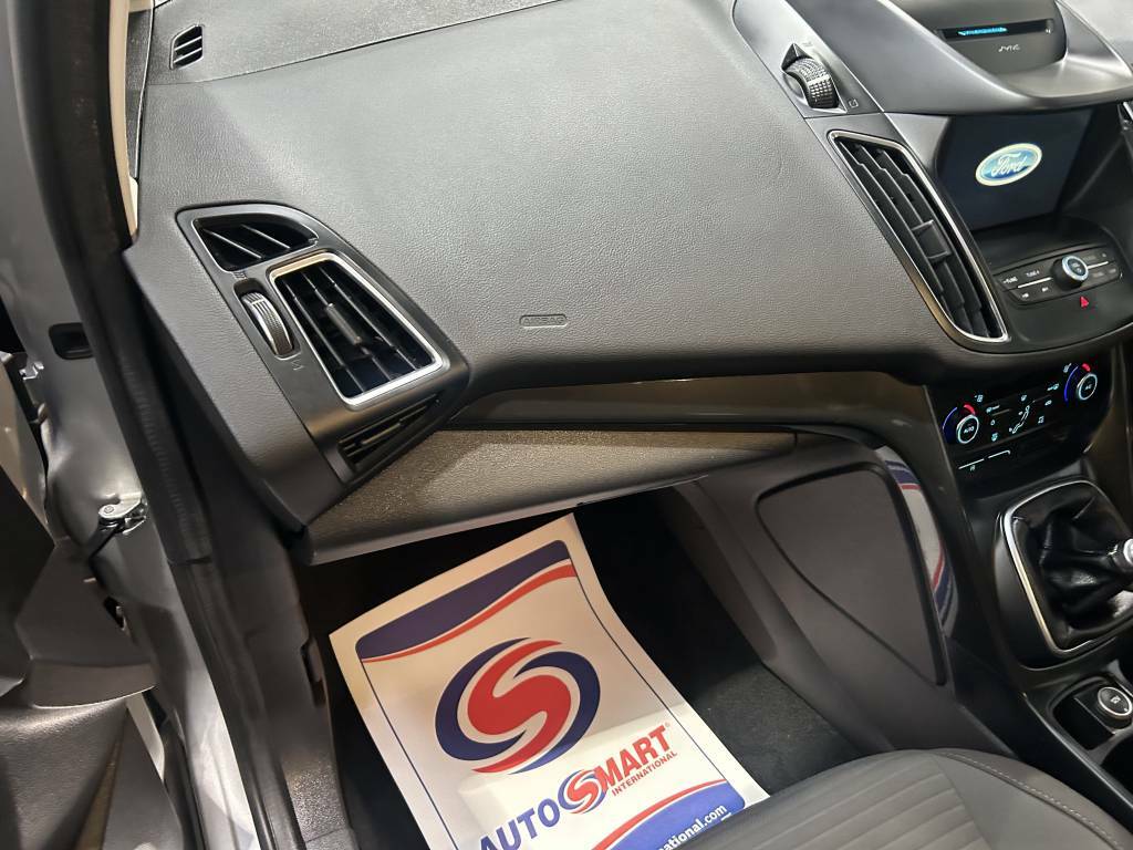 Ford C-Max Estate 1.5 Tdci Titanium Silver #4
