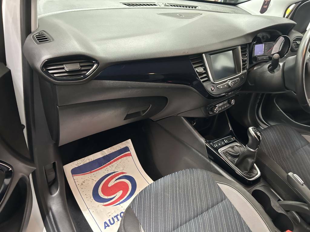 Vauxhall Crossland X Hatchback 1.2 83 Sport White #4