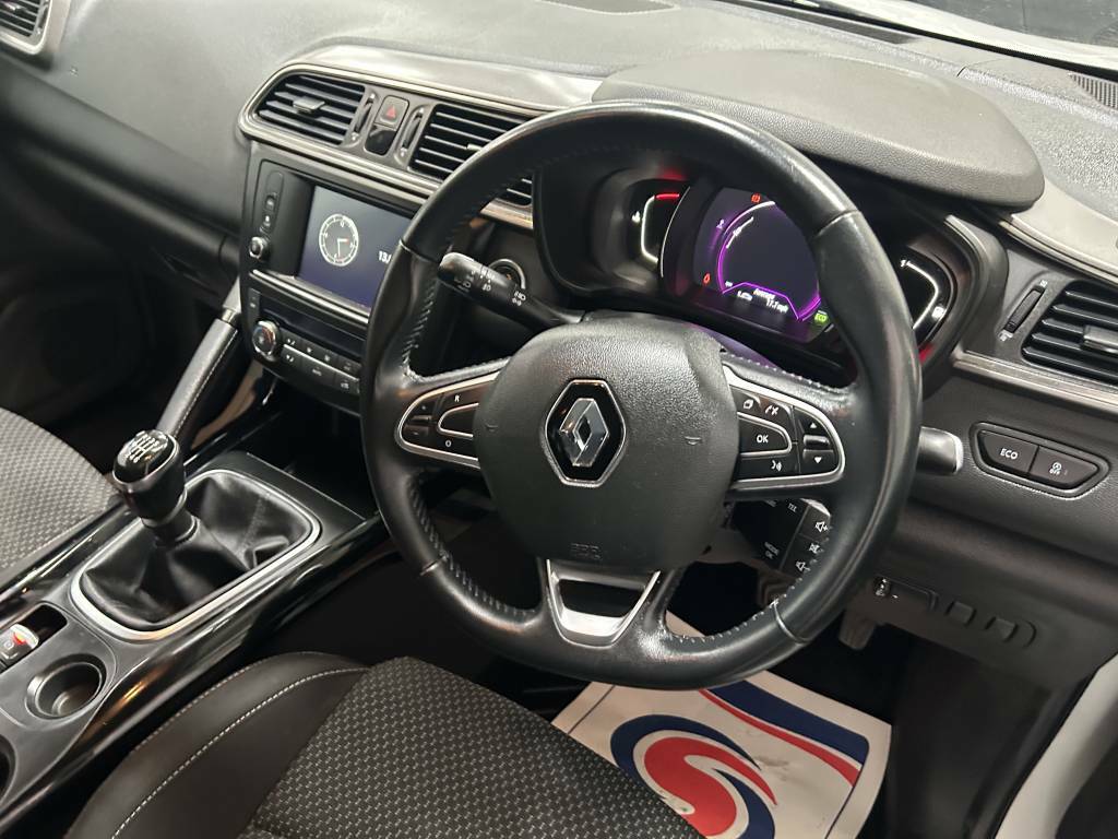 Renault Kadjar Hatchback 1.5 Dci Dynamique Nav  White #3
