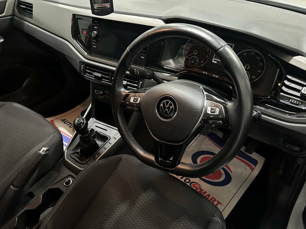 Volkswagen Polo Hatchback 1.0 Evo 80 Match White #3