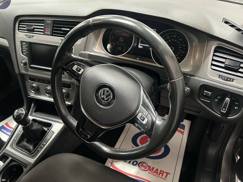 Volkswagen Golf Hatchback 1.6 Tdi 110 Match Edition Silver #3