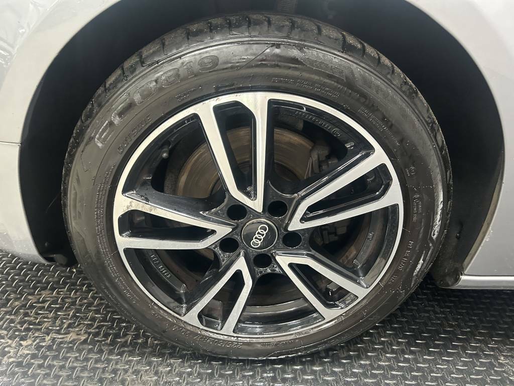 Audi A5 Sportback 2.0 Tdi Ultra Se Technik Grey #5