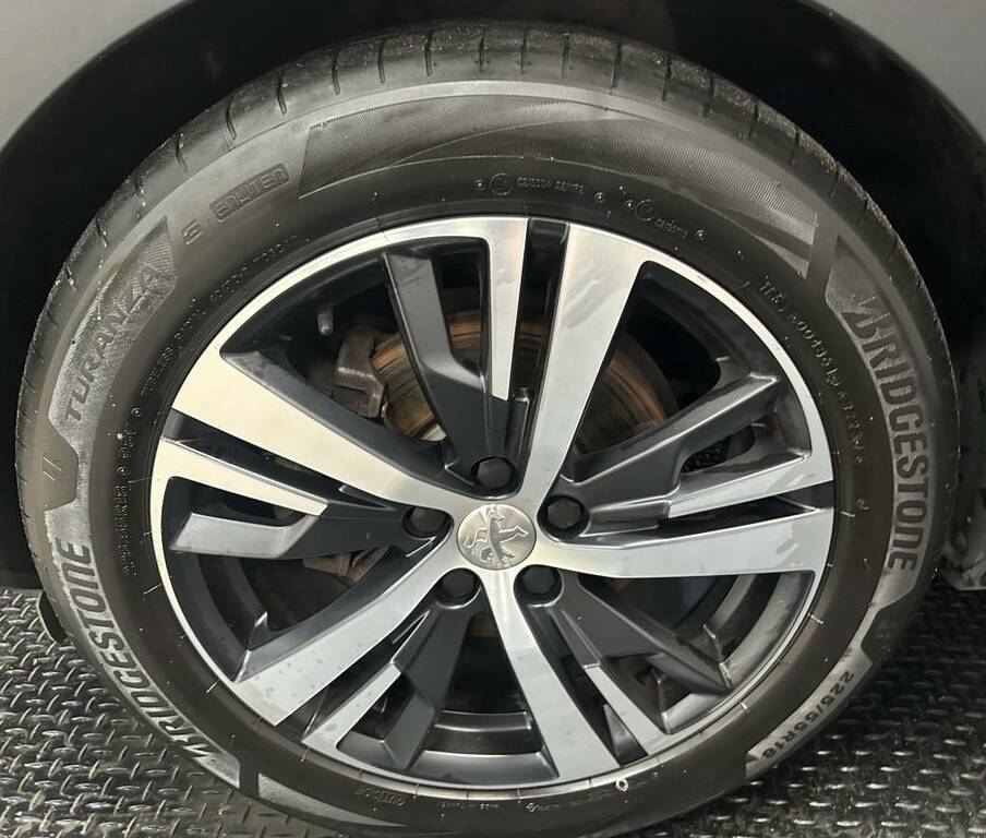 Peugeot 3008 Estate 1.6 Bluehdi 120 Gt Line Brown #5