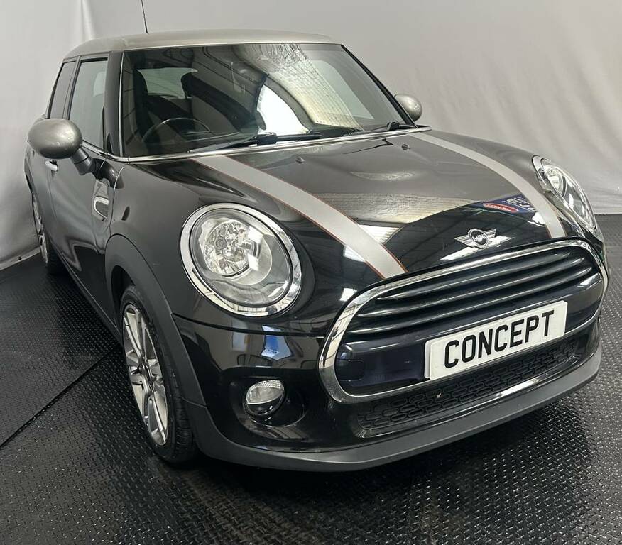 Mini Hatch Special Edition 1.5 Cooper Seven Black #2