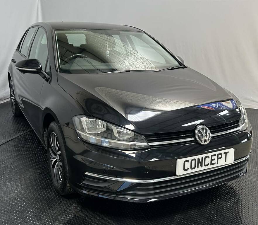 Volkswagen Golf Hatchback 1.0 Tsi 110 Se Nav Black #2