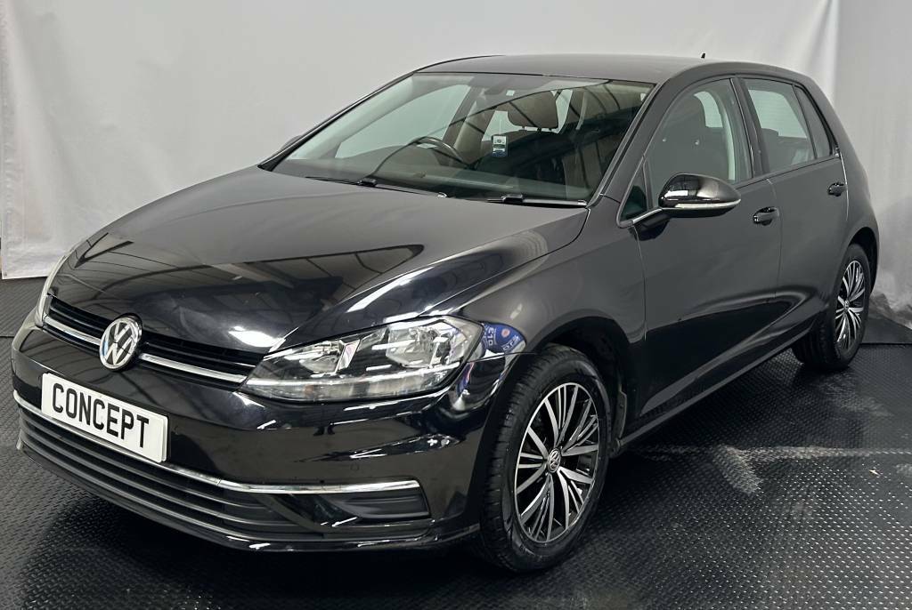 Volkswagen Golf Hatchback 1.0 Tsi 110 Se Nav Black