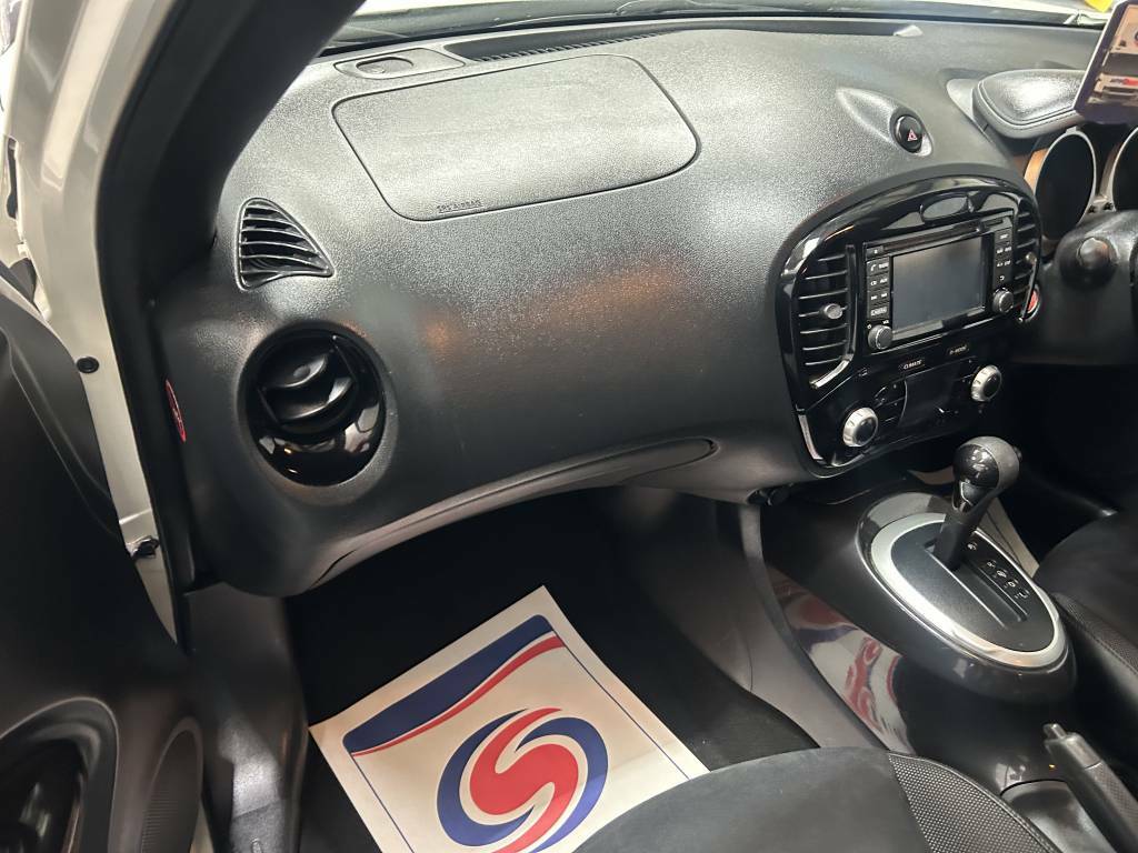 Nissan Juke Hatchback 1.6 N-connecta White #3