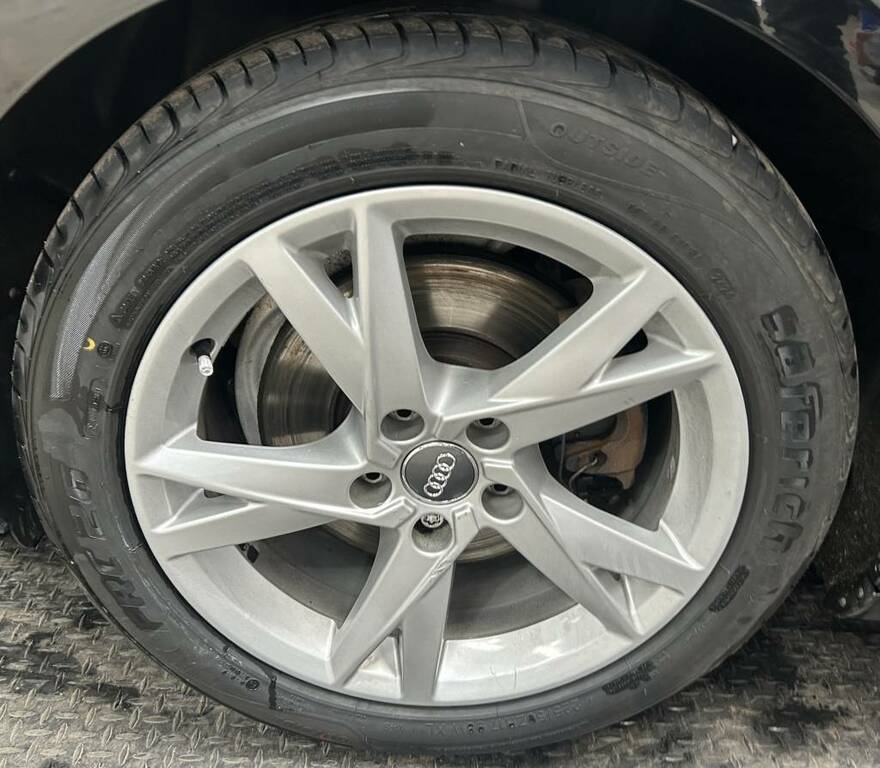 Audi A4 Saloon 2.0 Tdi Ultra Sport Black #5