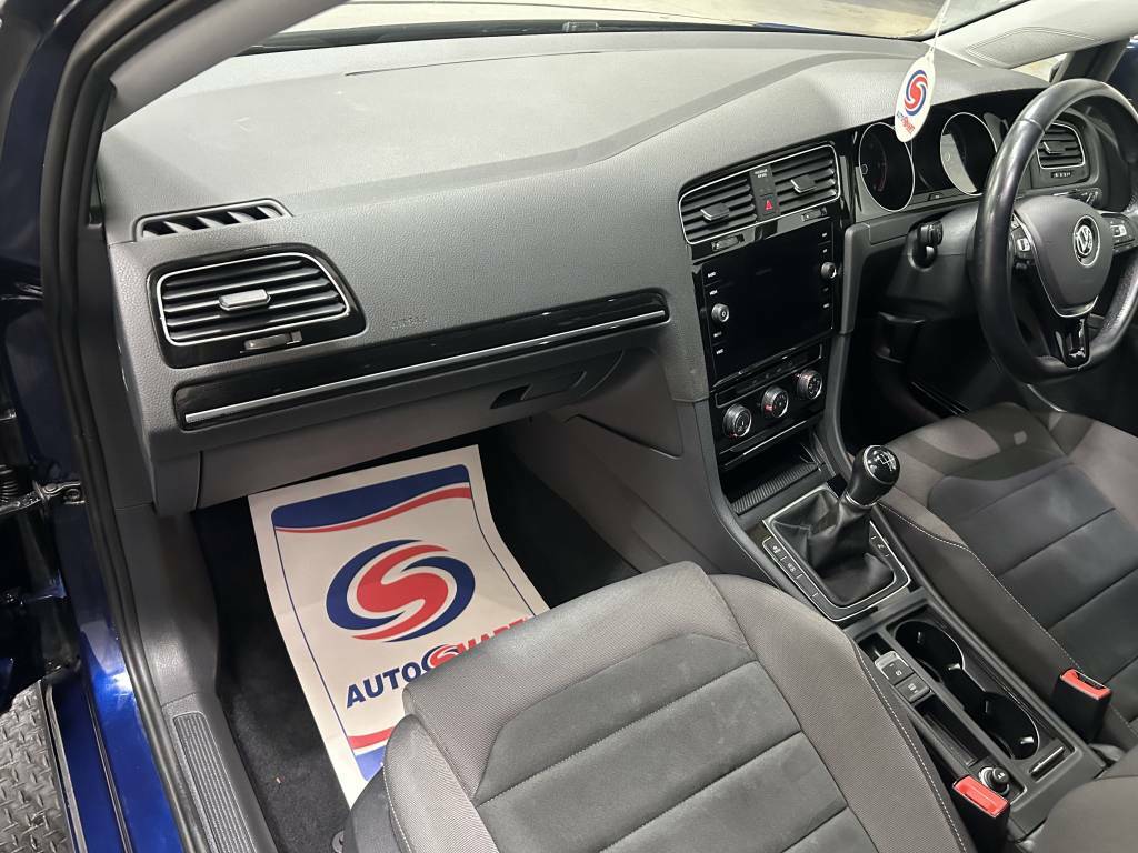 Volkswagen Golf Hatchback 1.6 Tdi Gt Blue #4