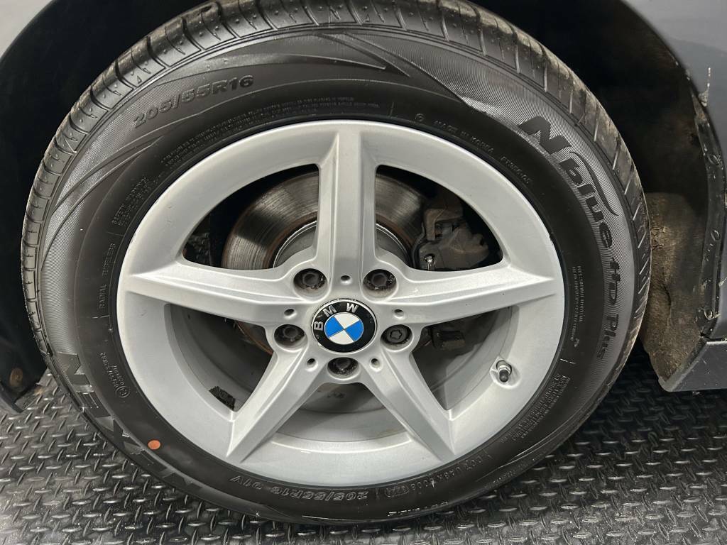 BMW 1 Series Hatchback 118D Se Grey #5